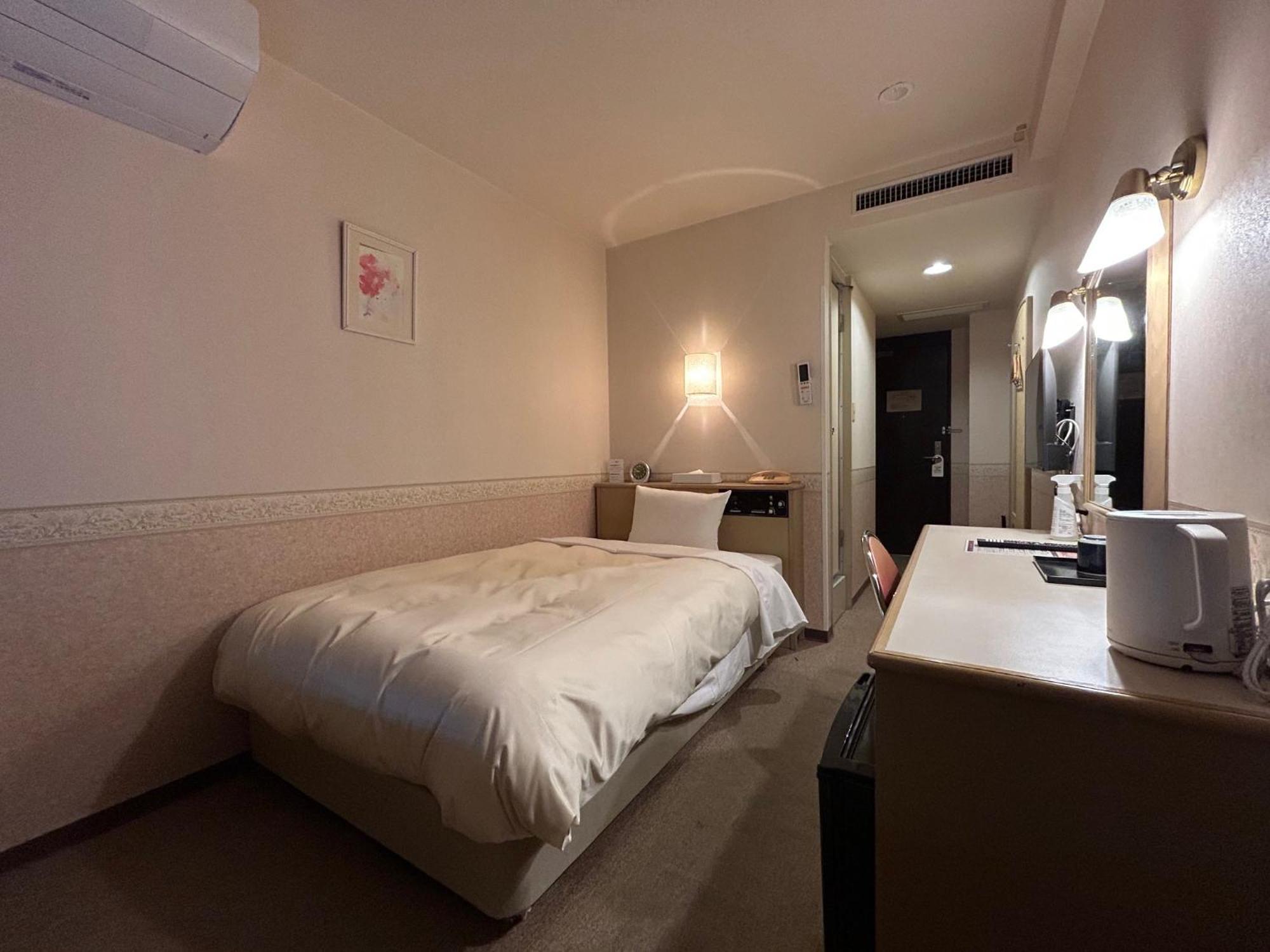 Hotel Crown Hills Kanazawa Exterior photo