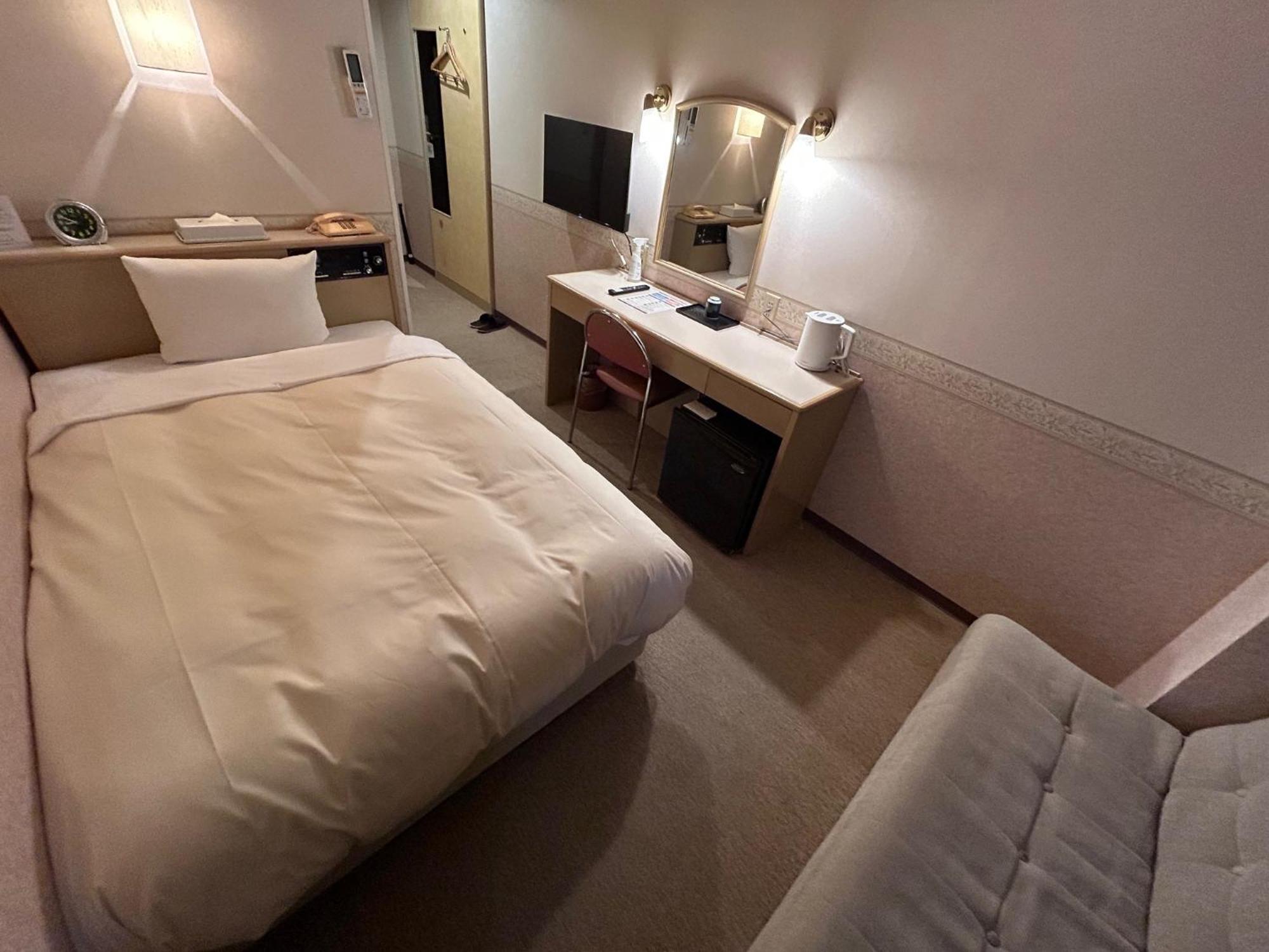 Hotel Crown Hills Kanazawa Exterior photo